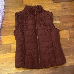 Women’s Aeropostale Burgundy Puffer Vest